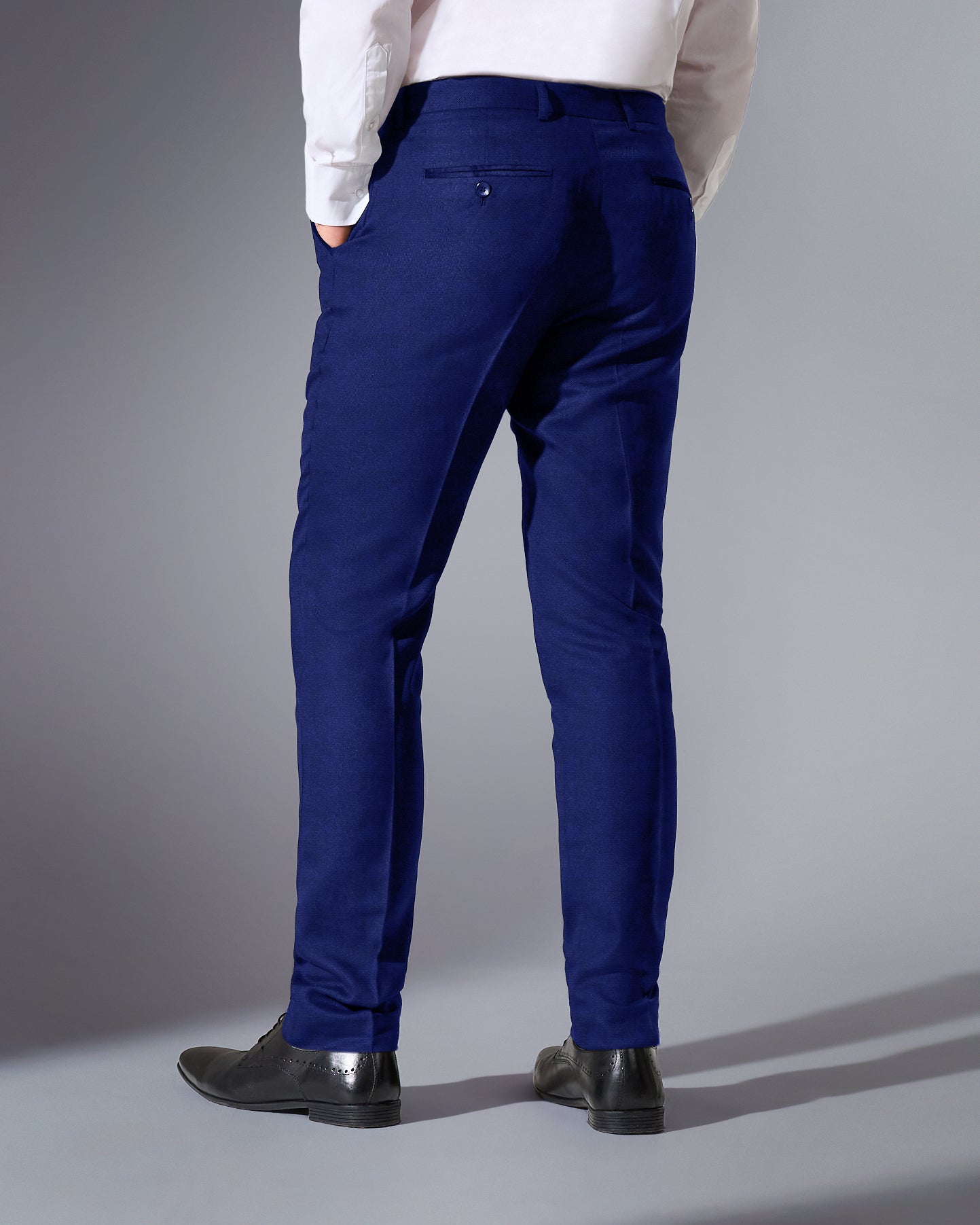 close tailored fit blue wool blend suit- cobalt blue