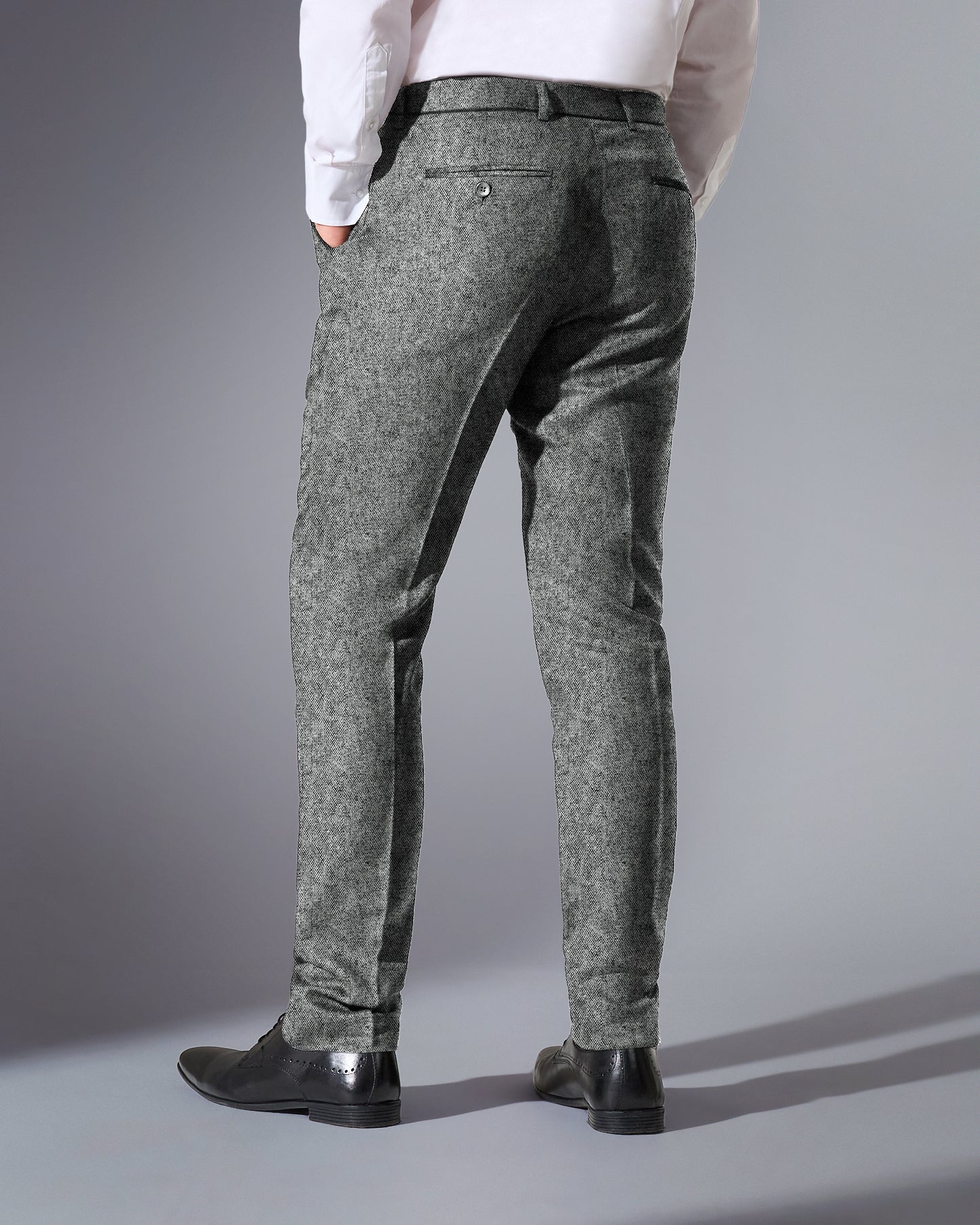 close tailored fit light grey wool blend suit- soft grey