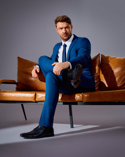 Close Tailored Fit Blue Suit- Ocean Wave Blue